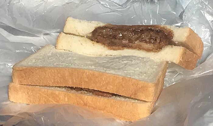 東銀座元祖コロッケチョウシ屋のサンドイッチ