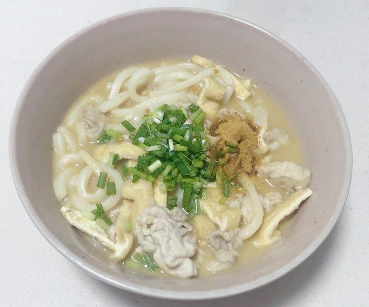 日清食品の巣鴨 古奈屋 カレーうどん アレンジ