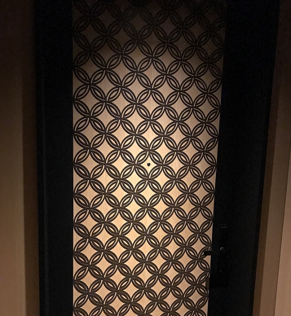 リッツカールトン京都の部屋の扉
