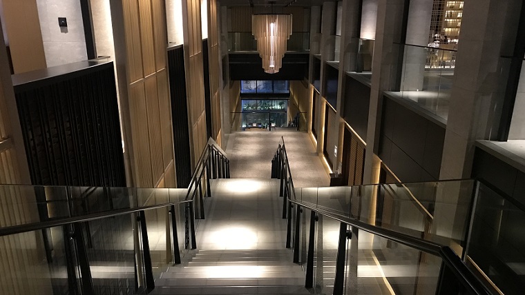 リッツカールトン京都の階段