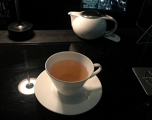 ザ・プリンスギャラリー 東京紀尾井町のSky Gallery Lounge Levitaの中国茶