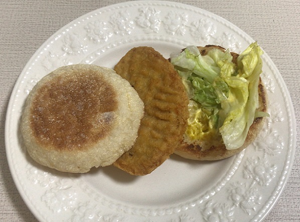 マックのチキンクリスプマフィンの中身