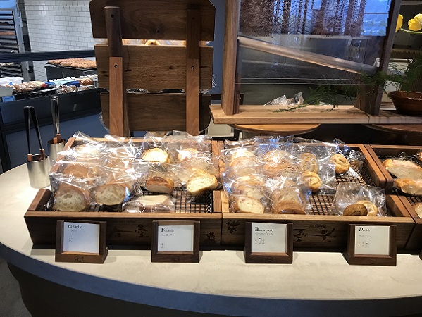 ウェスティン都ホテル京都の朝食バイキングのパン