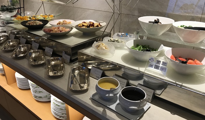 横浜ロイヤルパークホテルのクラブラウンジの朝食