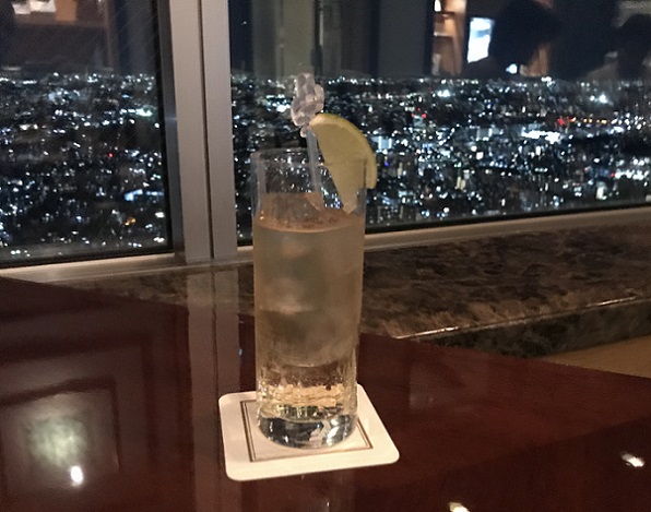 横浜ロイヤルパークホテルのクラブラウンジのカクテル