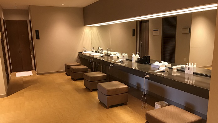 伊豆マリオットホテル修善寺の大浴場の更衣室
