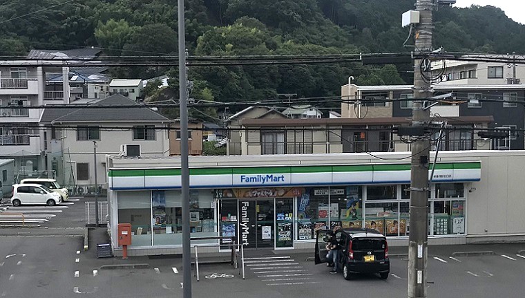 ファミリーマート修善寺駅北口店