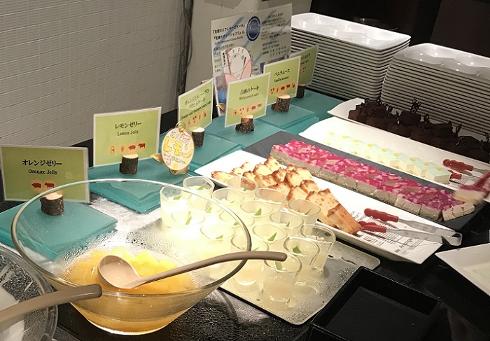 京王プラザホテル札幌の朝食ビュッフェのスイーツ