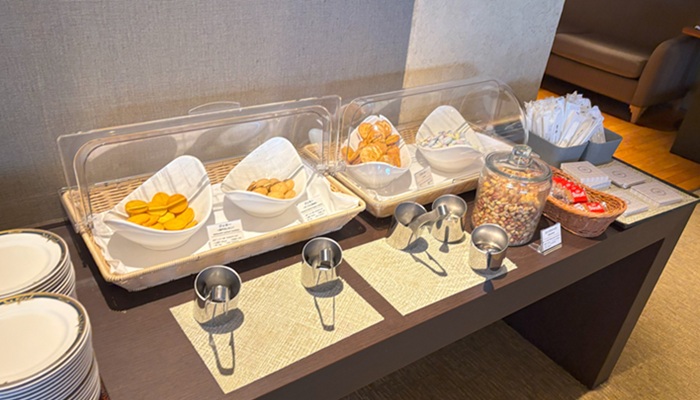 神戸シェラトンベイホテルのクラブラウンジのお菓子